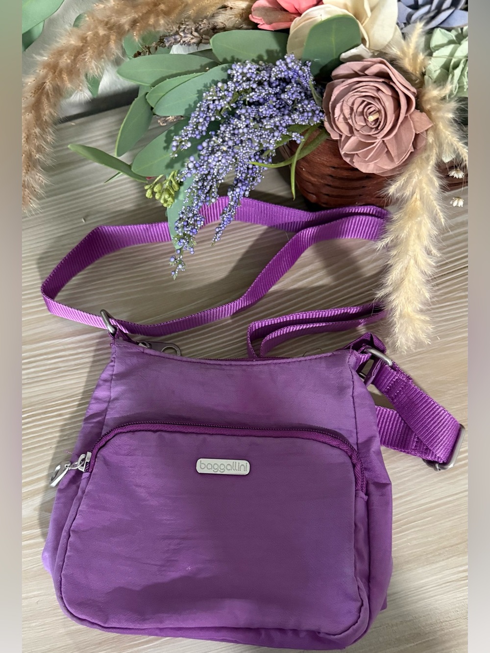 Baggallini Lavender Purple Crossbody Bag with Adjustable Strap